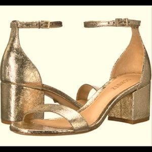 NWOB Schutz Chimes Sandal in Gold Metallic Embosse